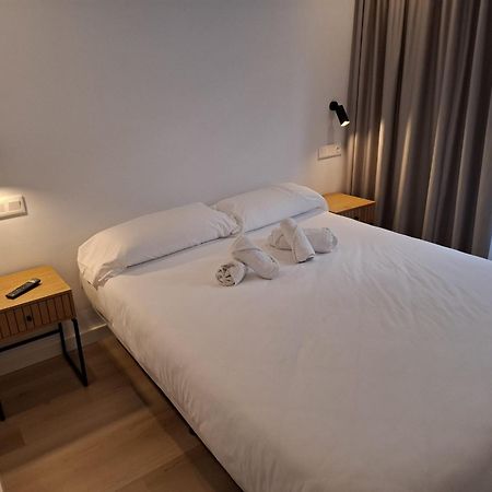 Apartamentos Aurea Pal 8 Y Gran Atenea Esperanto 5 Benidorm Dış mekan fotoğraf
