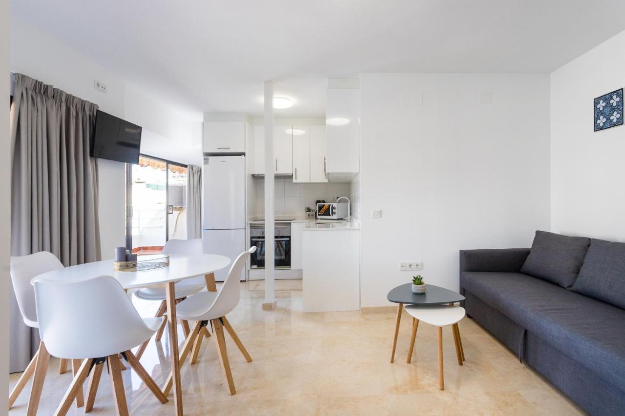 Apartamentos Aurea Pal 8 Y Gran Atenea Esperanto 5 Benidorm Dış mekan fotoğraf