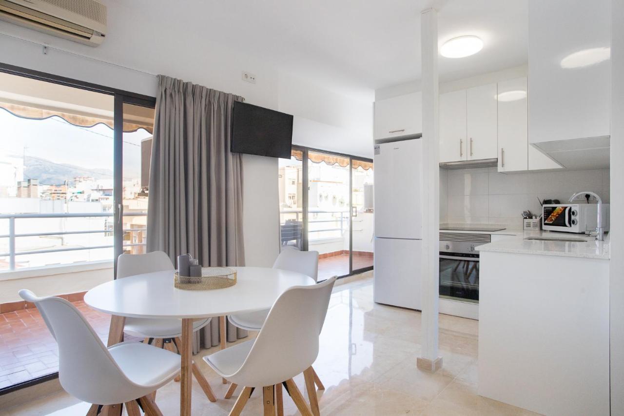 Apartamentos Aurea Pal 8 Y Gran Atenea Esperanto 5 Benidorm Dış mekan fotoğraf