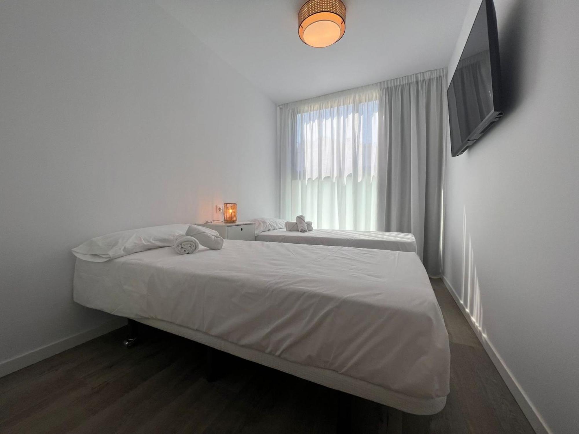 Apartamentos Aurea Pal 8 Y Gran Atenea Esperanto 5 Benidorm Dış mekan fotoğraf