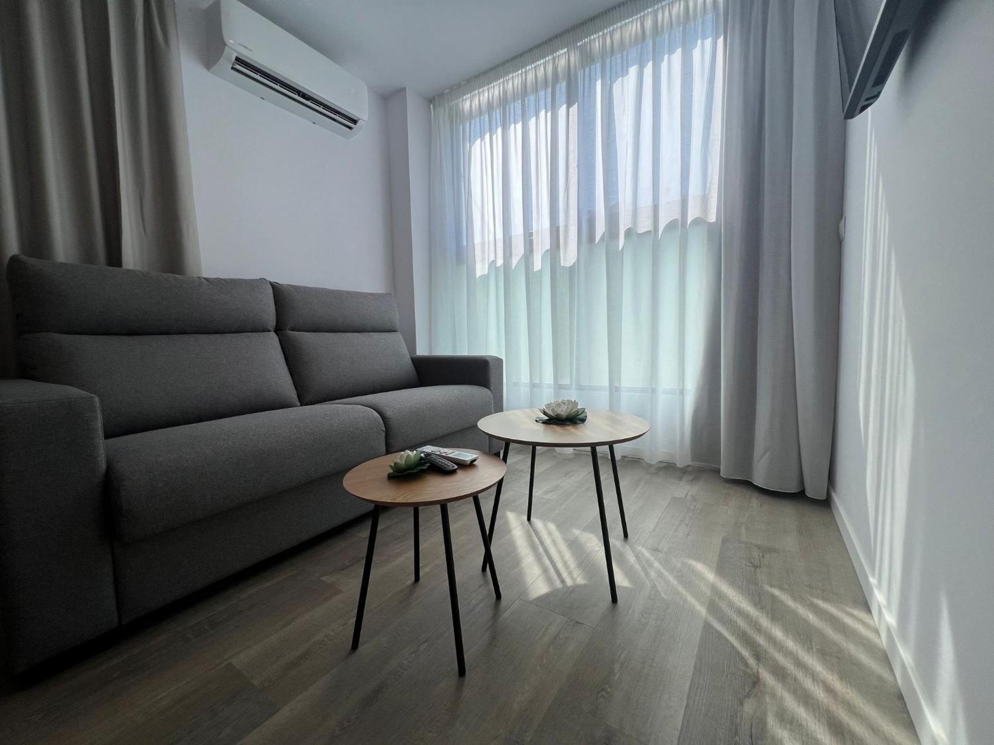 Apartamentos Aurea Pal 8 Y Gran Atenea Esperanto 5 Benidorm Dış mekan fotoğraf
